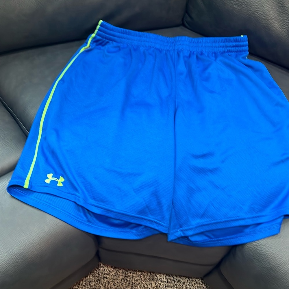 Men’s athletic shorts